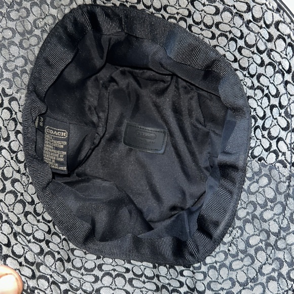 Coach  hat - Picture 4 of 6